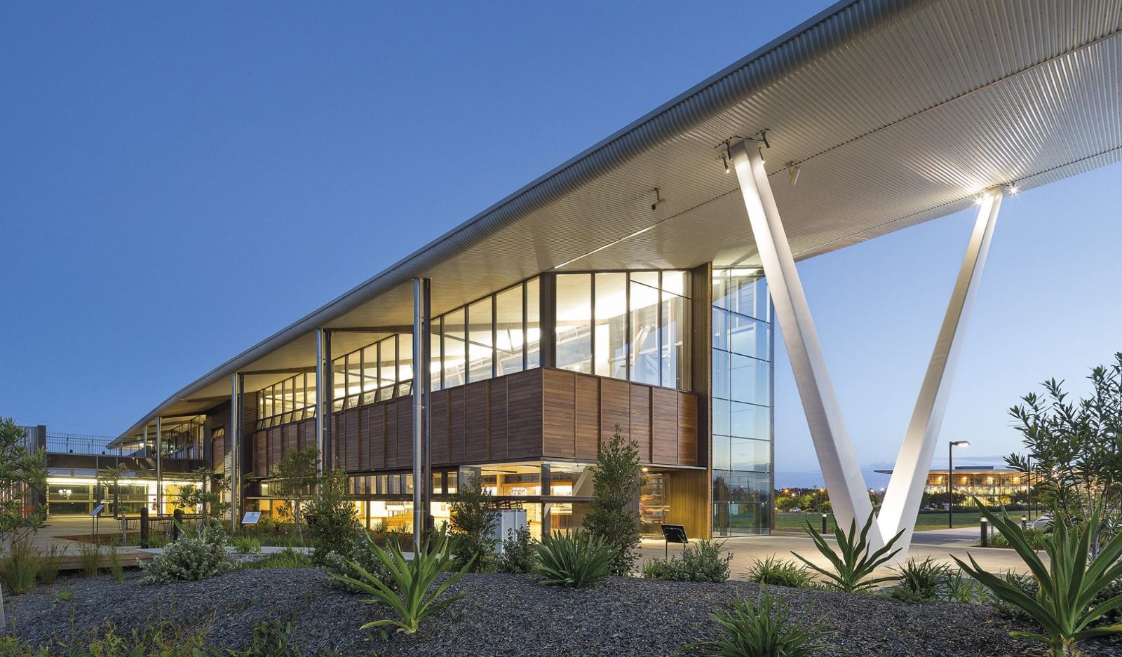 Using Steel For Modern Architecture